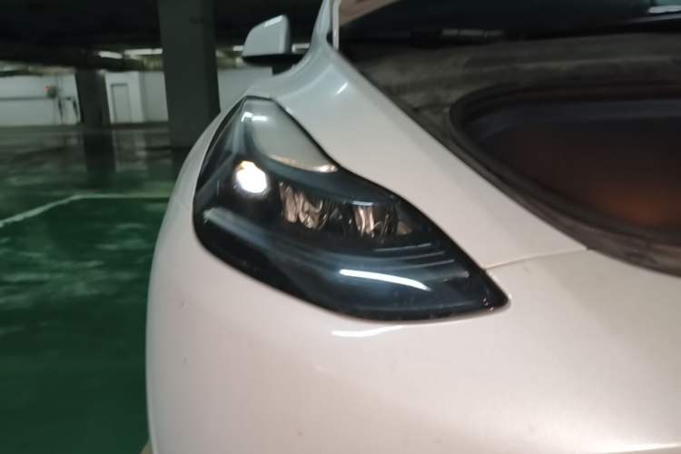 Used Tesla Model Y 2022 Revised Version Rear-Wheel Drive Right Front Headlight