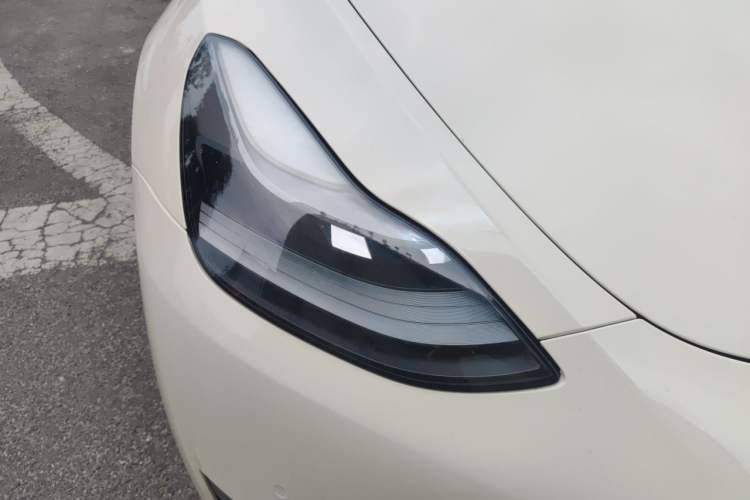Used Tesla Model Y 2022 Rear-Wheel-Drive Version Right Front Headlight