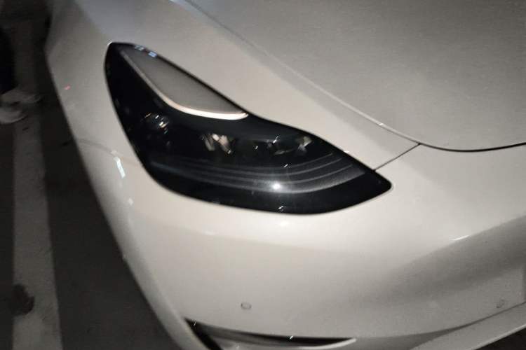 Used Tesla Model Y 2022 Revised Version Long-Range All-Wheel Drive Right Front Headlight