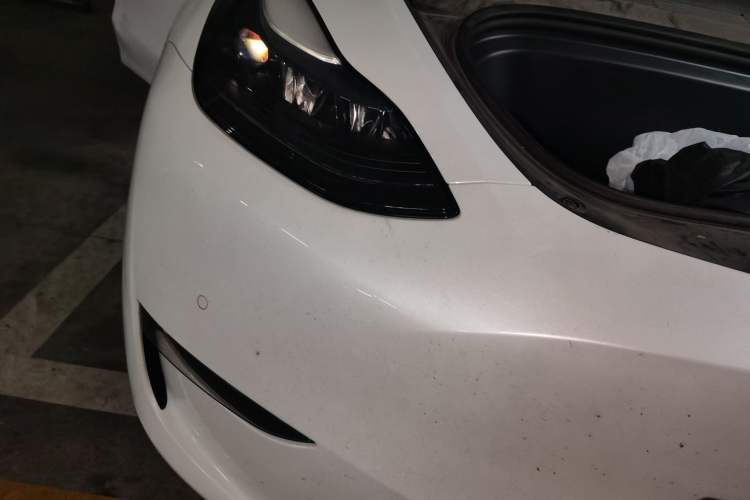 Used Tesla Model Y 2022 Long-Range All-Wheel-Drive Version Right Front Headlight