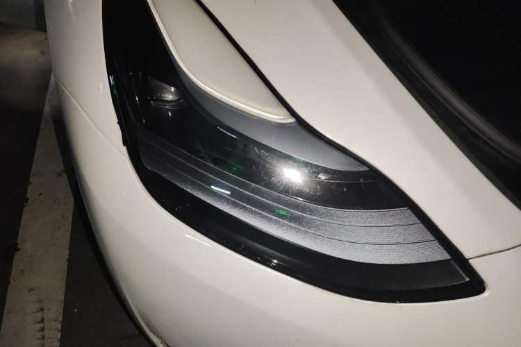 Used Tesla Model Y 2022 Revised Version Long-Range All-Wheel Drive Right Front Headlight