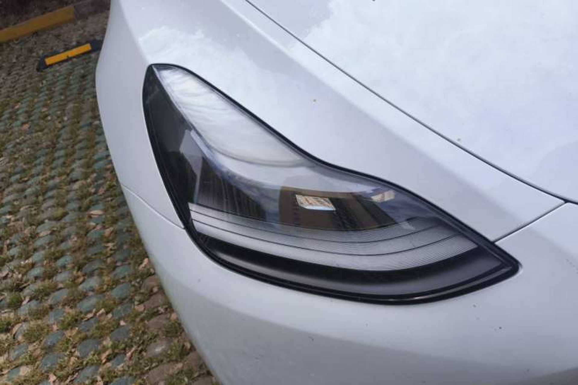 Used Tesla Model Y 2022 Rear-Wheel-Drive Version Right Front Headlight