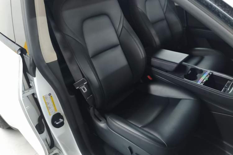 Used Tesla Model Y 2022 Revised Version Rear-Wheel Drive Right Front Seat