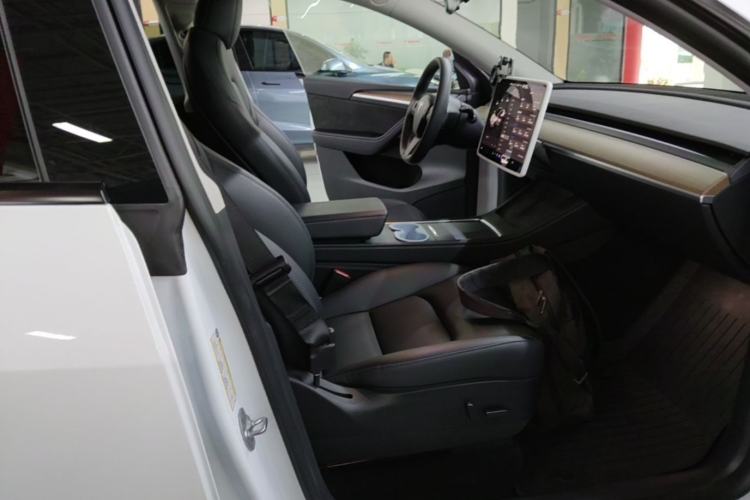 Used Tesla Model Y 2022 Revised Version Long-Range All-Wheel Drive Right Front Seat