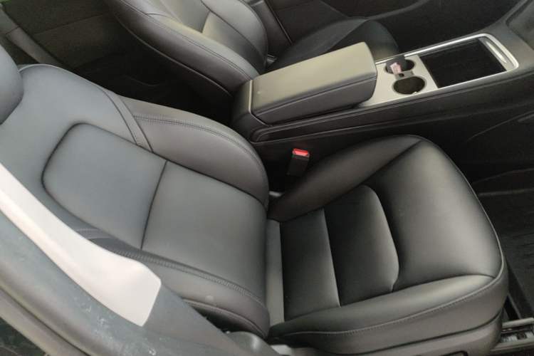 Used Tesla Model Y 2022 Revised Version Rear-Wheel Drive Right Front Seat