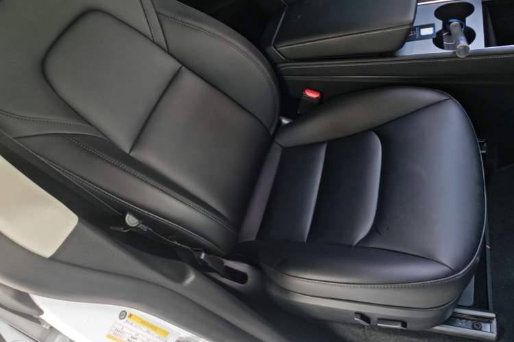 Used Tesla Model Y 2022 Revised Version Rear-Wheel Drive Right Front Seat