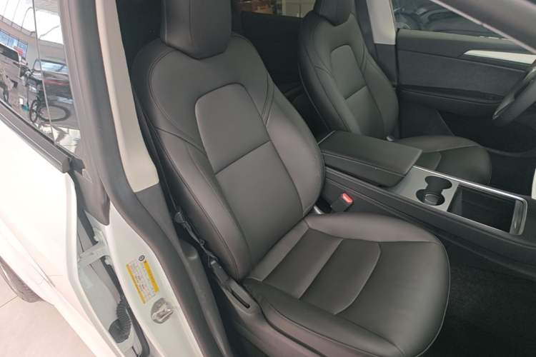 Used Tesla Model Y 2022 Revised Version Rear-Wheel Drive Right Front Seat