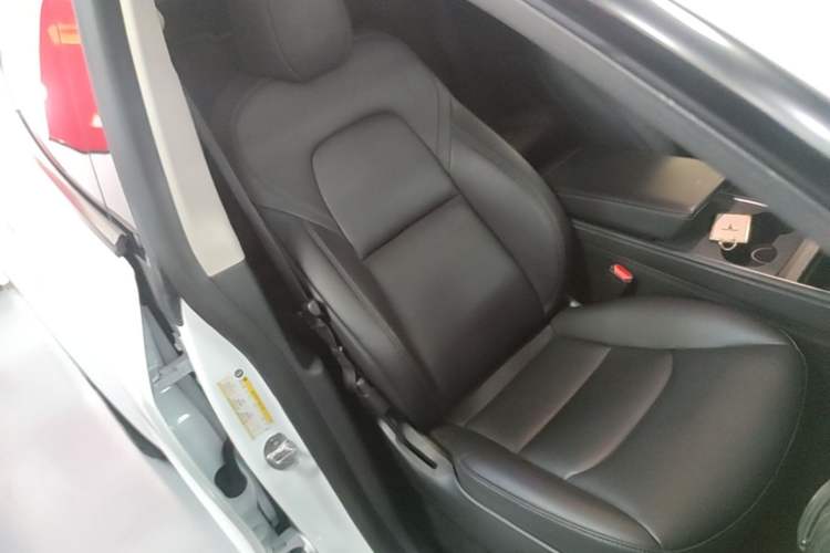 Used Tesla Model Y 2022 Revised Version Rear-Wheel Drive Right Front Seat