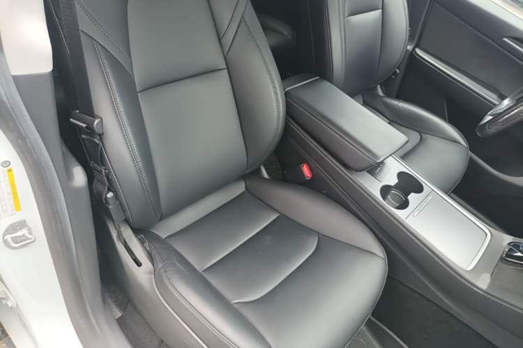 Used Tesla Model Y 2022 Revised Version Rear-Wheel Drive Right Front Seat