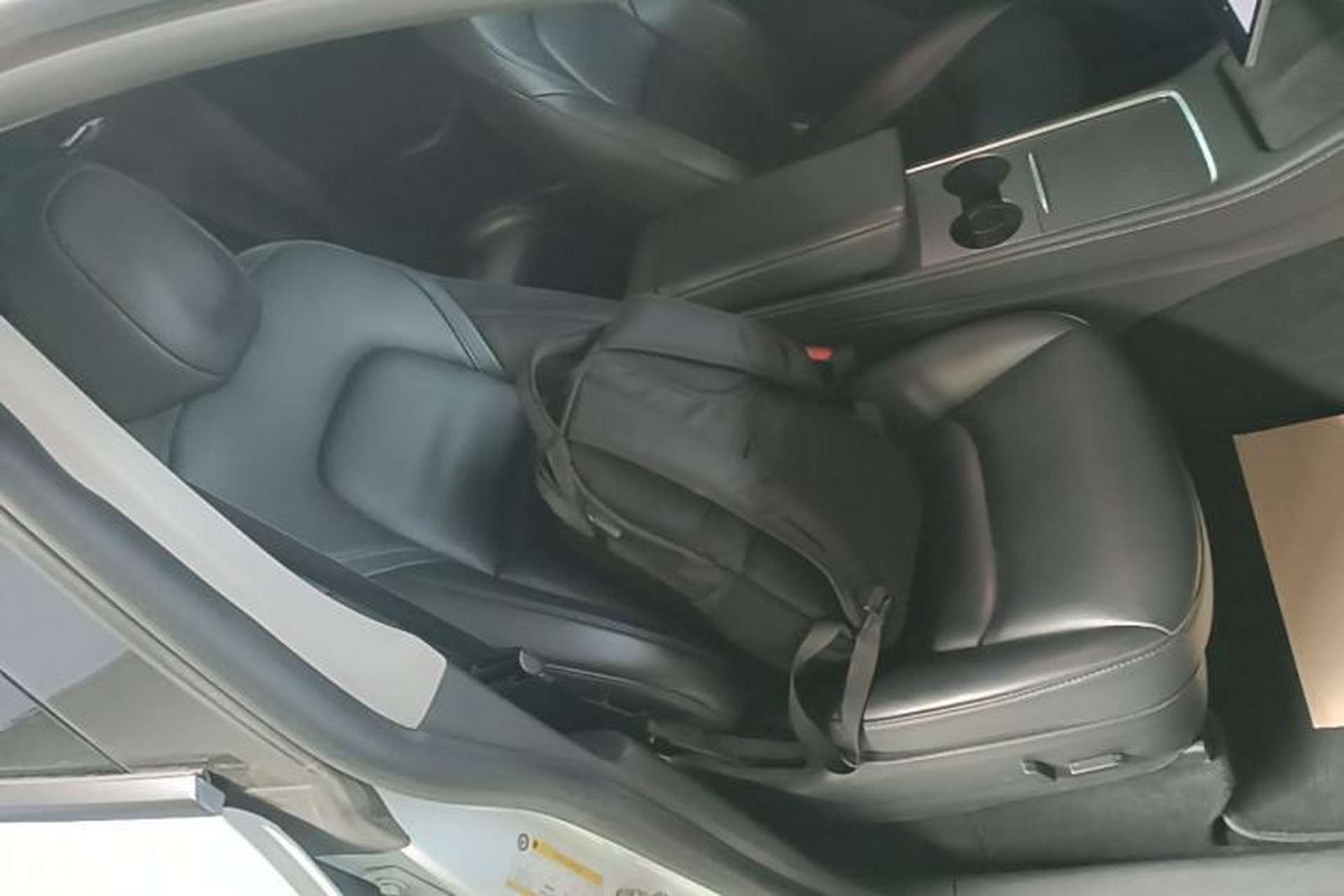 Used Tesla Model Y 2022 Rear-Wheel-Drive Version Right Front Seat