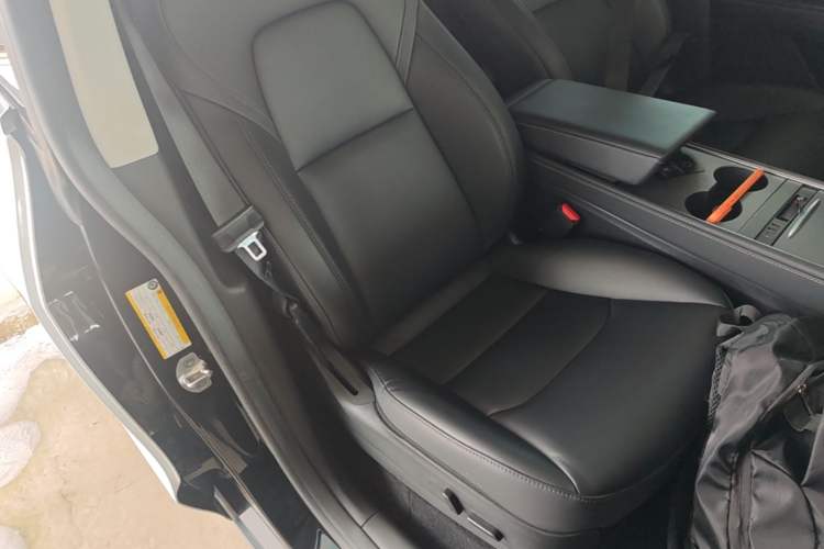 Used Tesla Model Y 2022 Revised Version Rear-Wheel Drive Right Front Seat