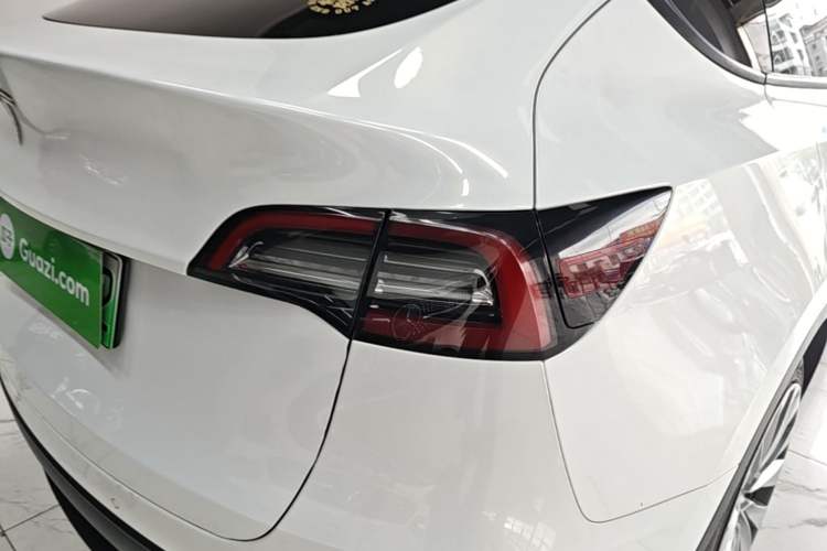 Used Tesla Model Y 2022 Rear-Wheel-Drive Version Right Rear Taillight