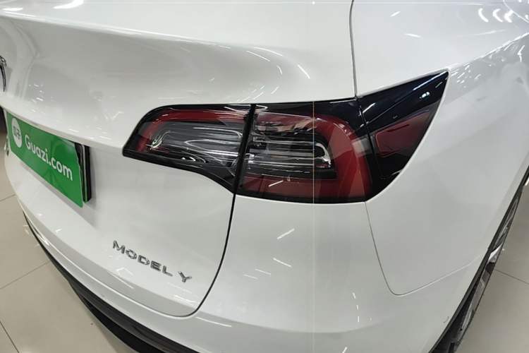 Used Tesla Model Y 2022 Revised Version Long-Range All-Wheel Drive Right Rear Taillight