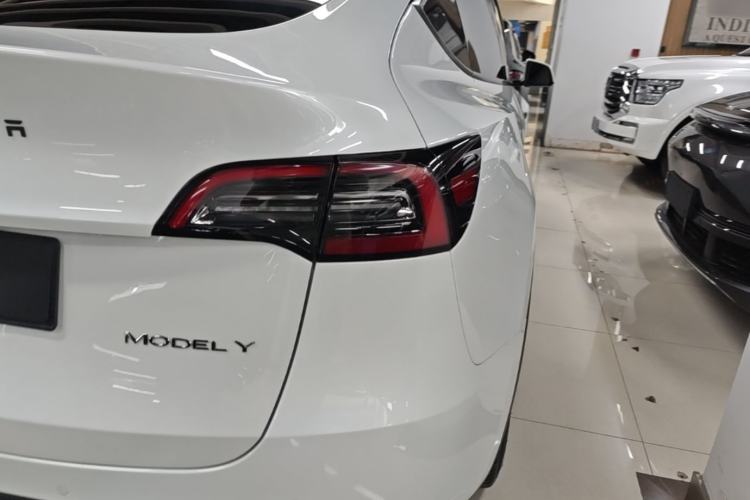 Used Tesla Model Y 2022 Revised Version Rear-Wheel Drive Right Rear Taillight