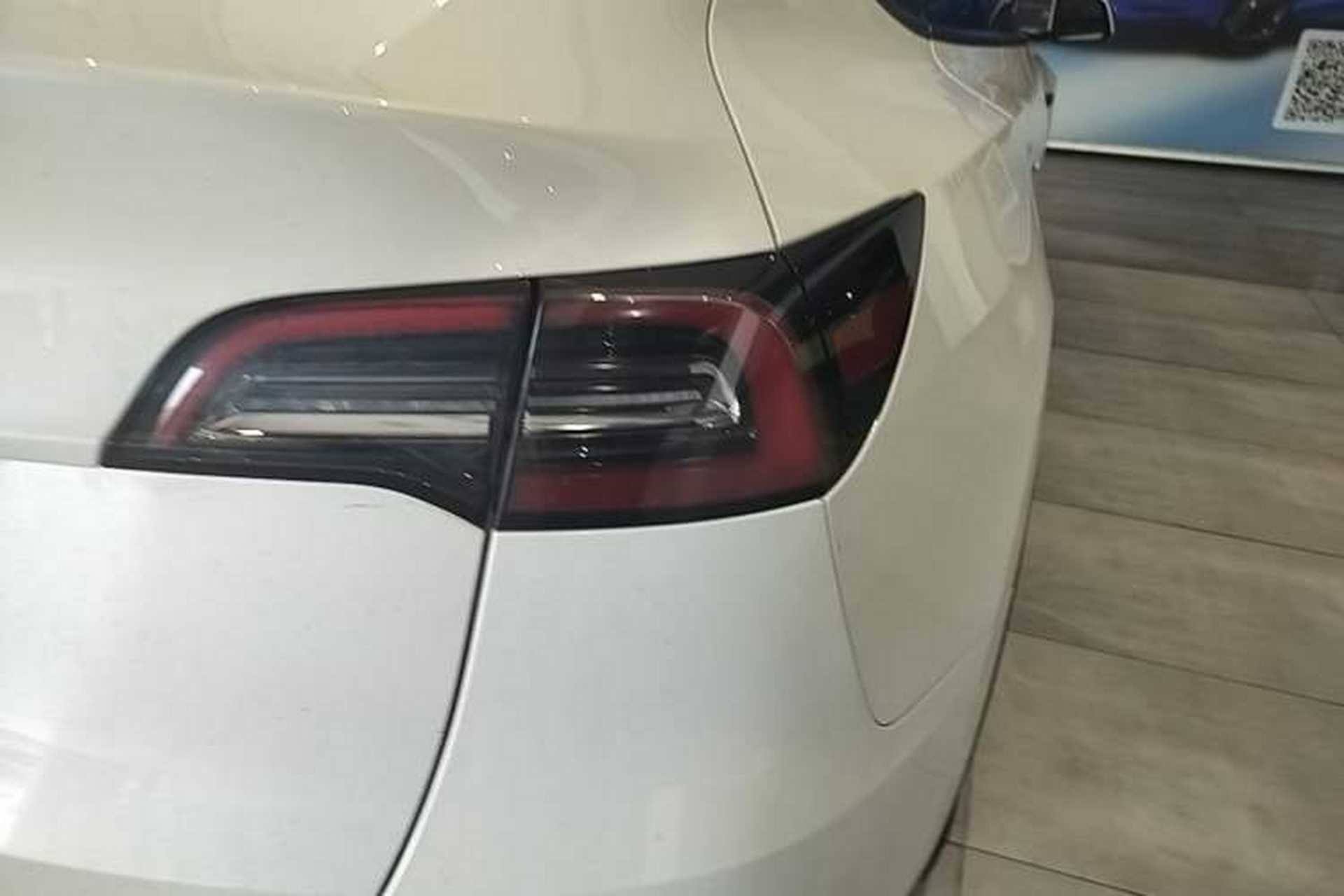 Used Tesla Model Y 2022 Revised Version Long-Range All-Wheel Drive Right Rear Taillight