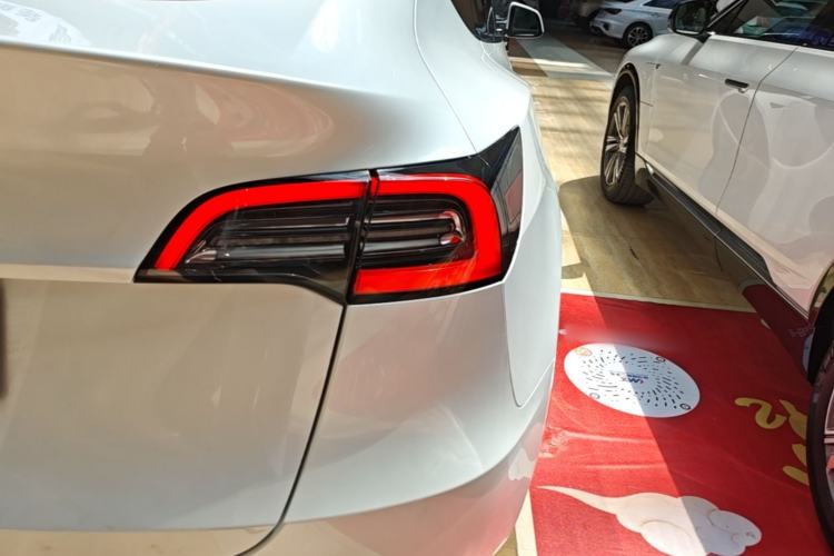 Used Tesla Model Y 2022 Rear-Wheel-Drive Version Right Rear Taillight