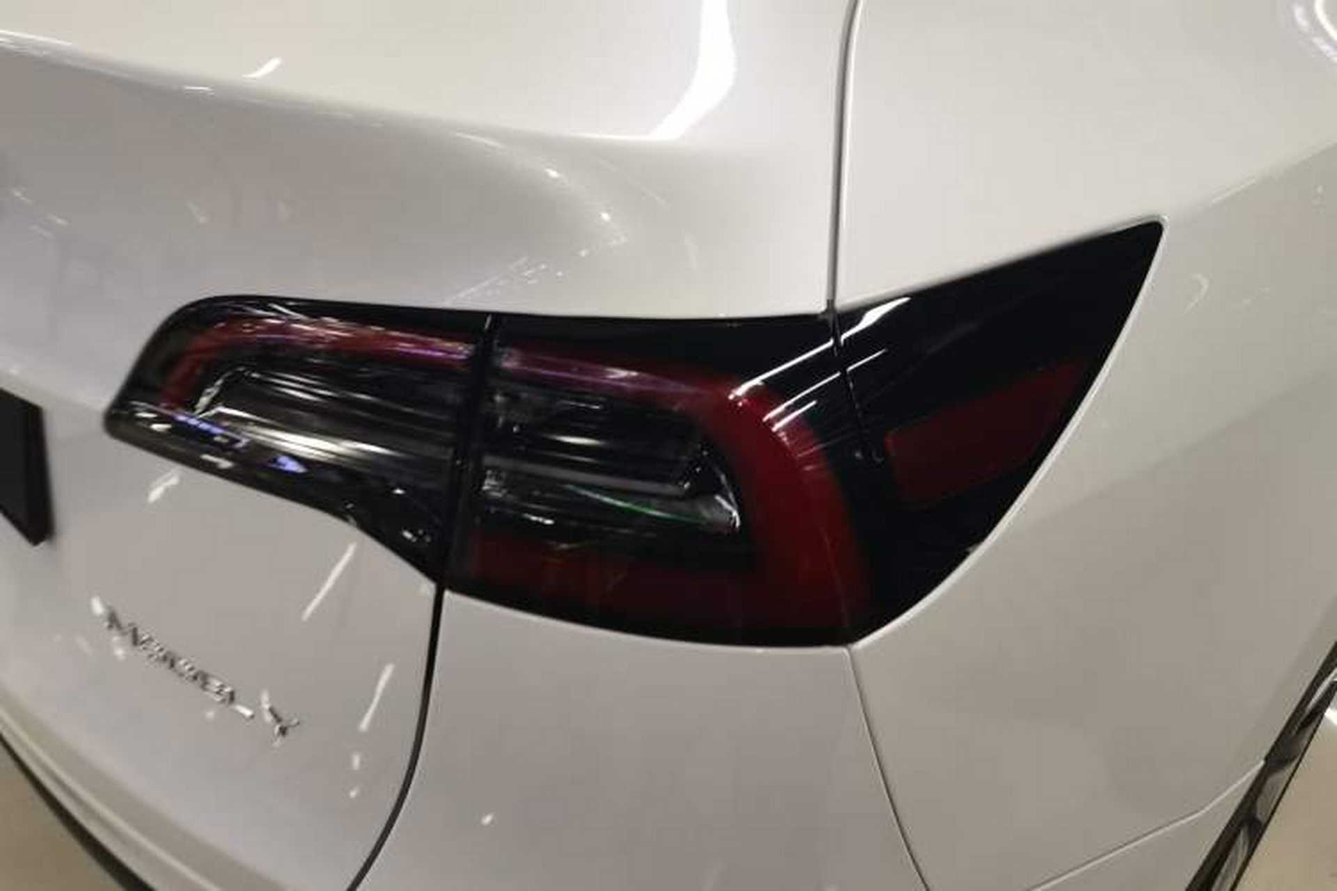 Used Tesla Model Y 2022 Revised Version Long-Range All-Wheel Drive Right Rear Taillight