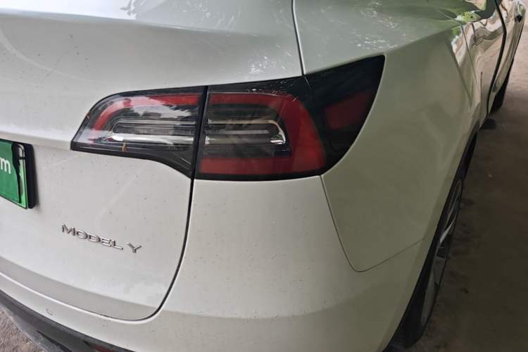 Used Tesla Model Y 2022 Revised Version Rear-Wheel Drive Right Rear Taillight