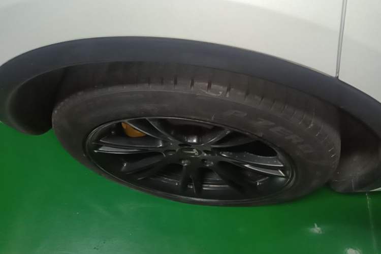 Used Tesla Model Y 2022 Revised Version Rear-Wheel Drive Right Rear Wheel Hub