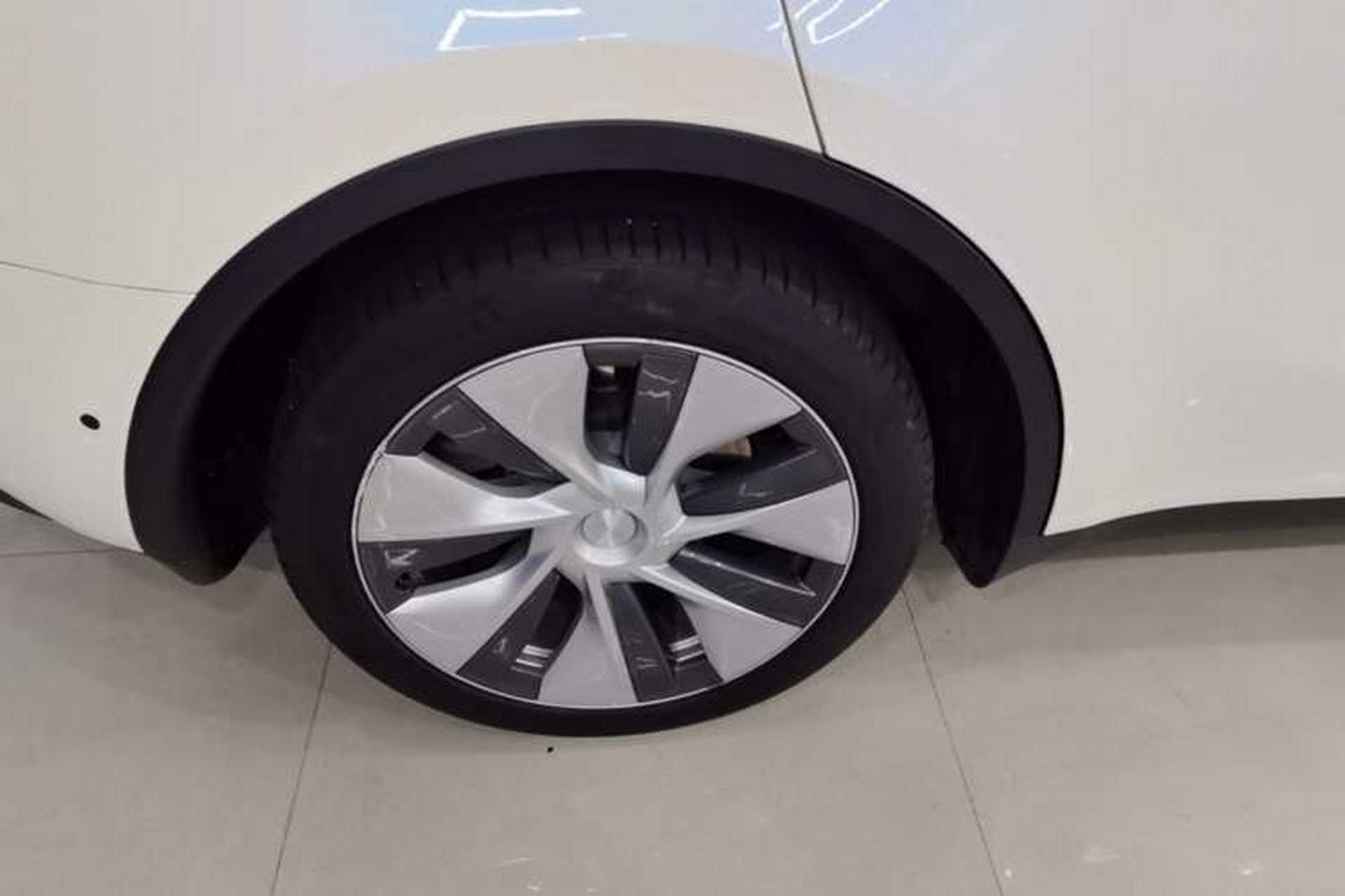 Used Tesla Model Y 2022 Revised Version Rear-Wheel Drive Right Rear Wheel Hub