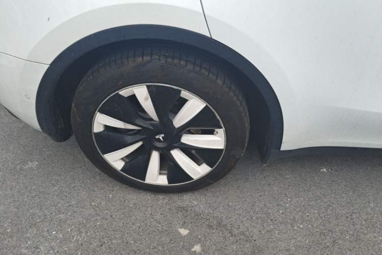 Used Tesla Model Y 2022 Revised Version Rear-Wheel Drive Right Rear Wheel Hub