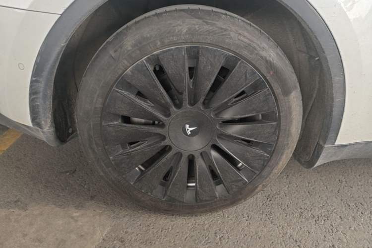 Used Tesla Model Y 2022 Revised Version Rear-Wheel Drive Right Rear Wheel Hub