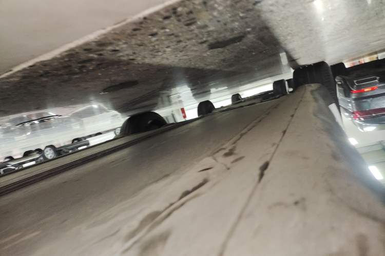 Used Tesla Model Y 2022 Revised Version Rear-Wheel Drive Right Side Sill