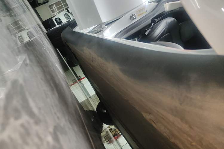 Used Tesla Model Y 2022 Rear-Wheel-Drive Version Right Side Sill
