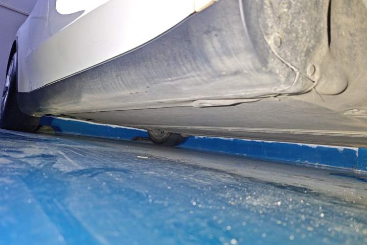Used Tesla Model Y 2022 Revised Version Rear-Wheel Drive Right Side Sill