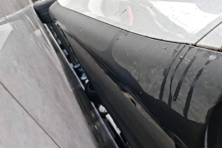 Used Tesla Model Y 2022 Revised Version Rear-Wheel Drive Right Side Sill