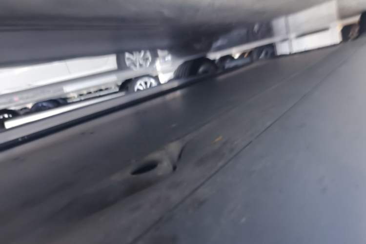 Used Tesla Model Y 2022 Revised Version Rear-Wheel Drive Right Side Sill