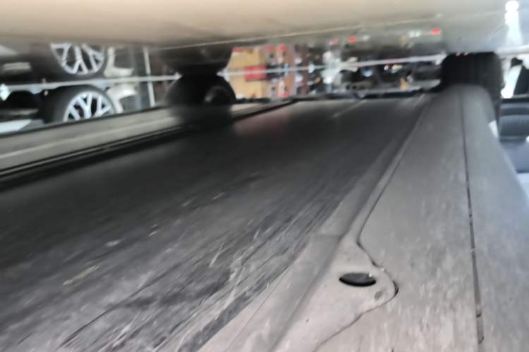 Used Tesla Model Y 2022 Revised Version Rear-Wheel Drive Right Side Sill