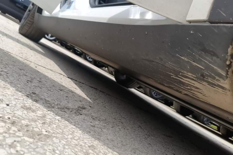 Used Tesla Model Y 2022 Revised Version Rear-Wheel Drive Right Side Sill