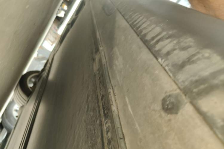 Used Tesla Model Y 2022 Revised Version Rear-Wheel Drive Right Side Sill