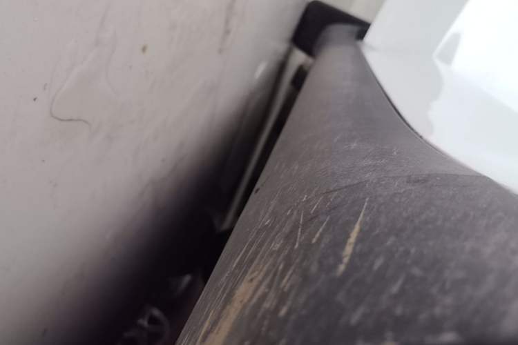 Used Tesla Model Y 2022 Revised Version Rear-Wheel Drive Right Side Sill