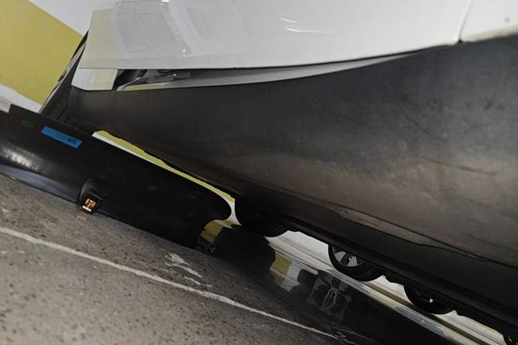 Used Tesla Model Y 2022 Revised Version Rear-Wheel Drive Right Side Sill