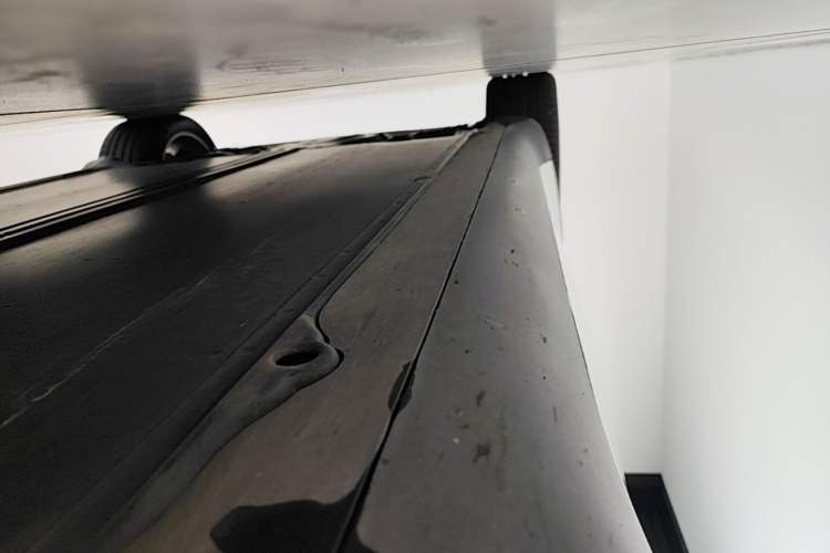 Used Tesla Model Y 2022 Revised Version Rear-Wheel Drive Right Side Sill