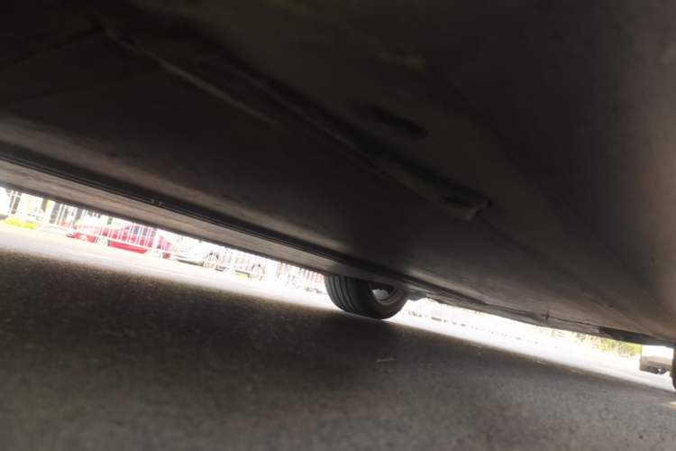 Used Tesla Model Y 2022 Revised Version Rear-Wheel Drive Right Side Sill
