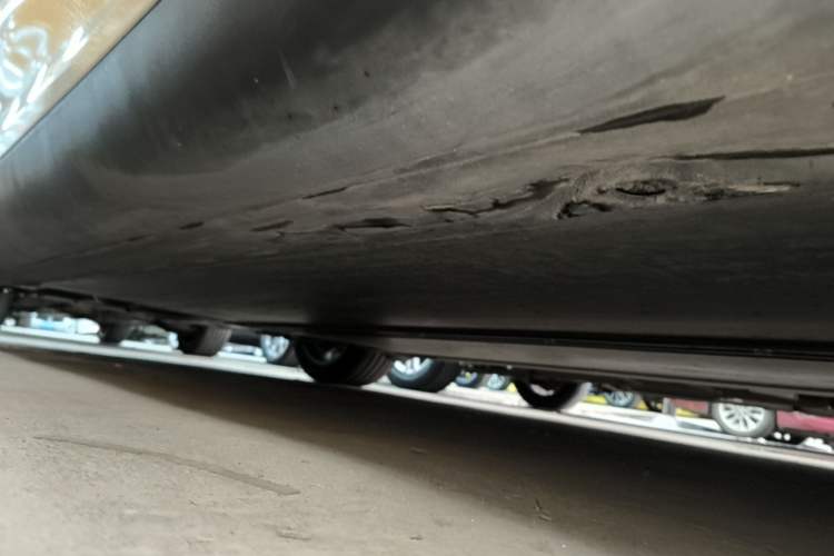 Used Tesla Model Y 2022 Revised Version Rear-Wheel Drive Right Side Sill