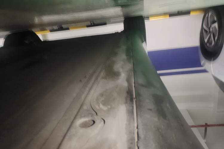 Used Tesla Model Y 2022 Revised Version Long-Range All-Wheel Drive Right Side Sill