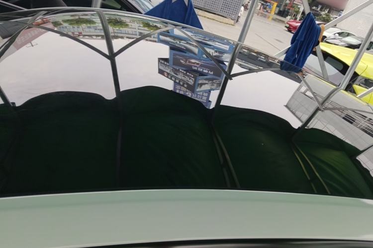 Used Tesla Model Y 2022 Rear-Wheel-Drive Version Roof