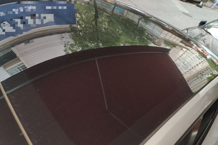 Used Tesla Model Y 2022 Rear-Wheel-Drive Version Roof