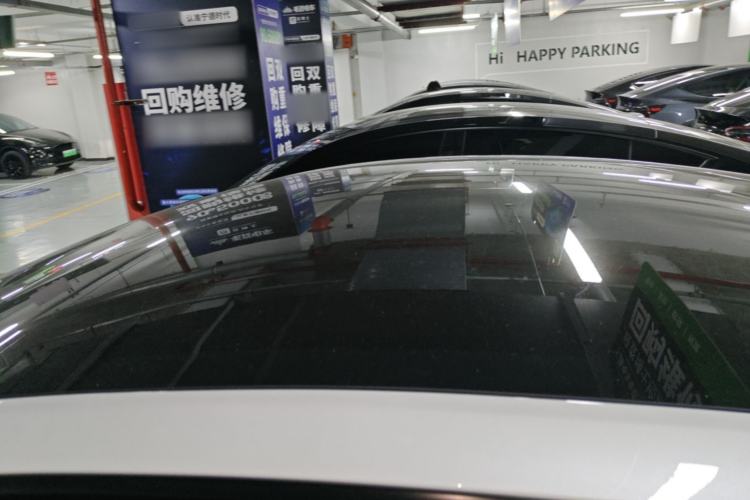 Used Tesla Model Y 2022 Rear-Wheel-Drive Version Roof