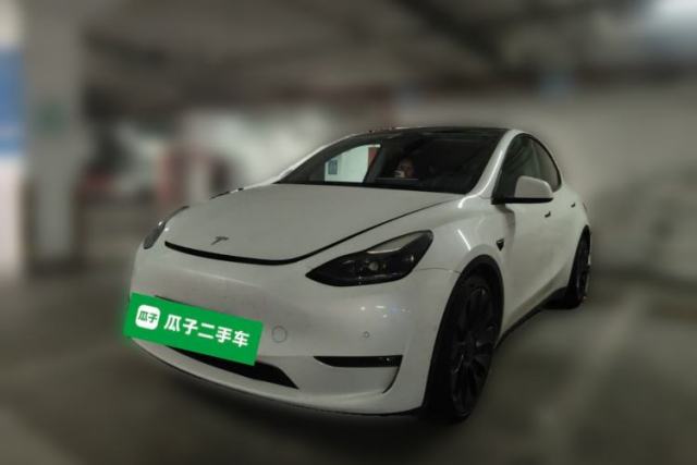 Używany Tesla Model Y 2022 Performance High-Performance All-Wheel-Drive Version