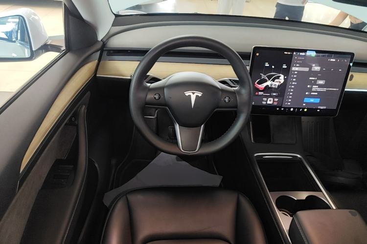 Used Tesla Model Y 2022 Revised Version Rear-Wheel Drive Steering Wheel