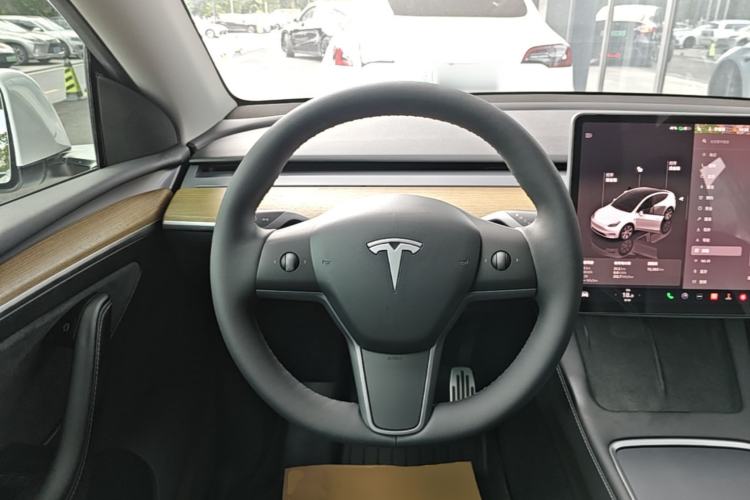 Used Tesla Model Y 2022 Revised Version Rear-Wheel Drive Steering Wheel