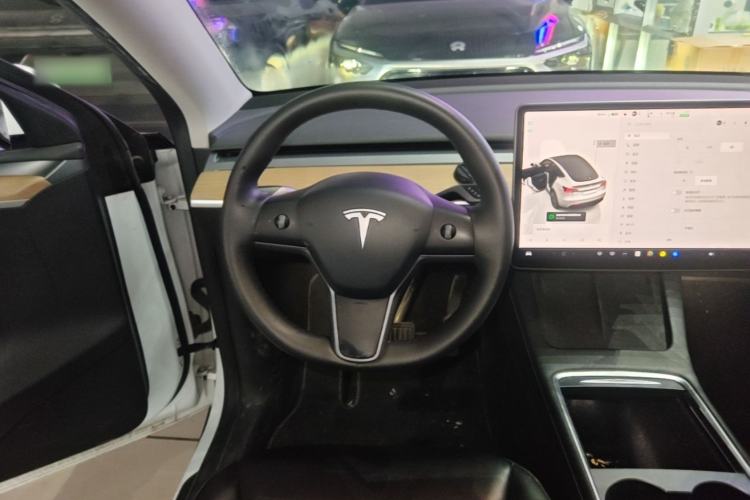 Used Tesla Model Y 2022 Rear-Wheel-Drive Version Steering Wheel