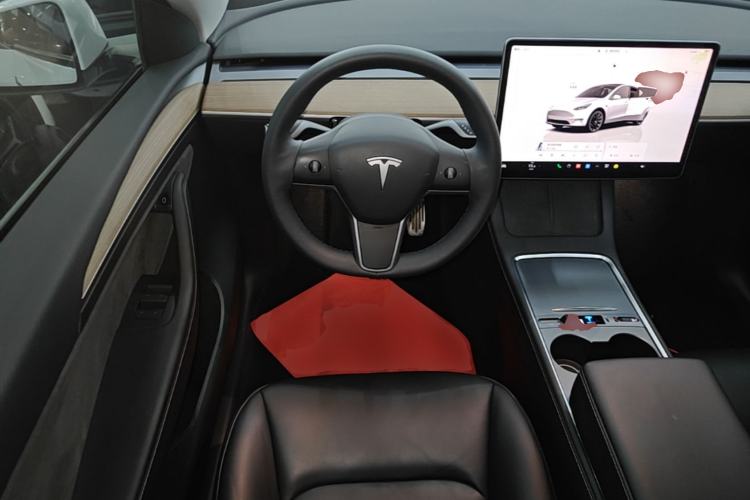 Used Tesla Model Y 2022 Rear-Wheel-Drive Version Steering Wheel