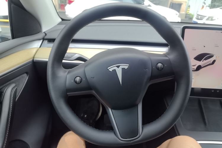 Used Tesla Model Y 2022 Revised Version Rear-Wheel Drive Steering Wheel