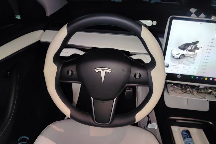 Used Tesla Model Y 2022 Revised Version Rear-Wheel Drive Steering Wheel